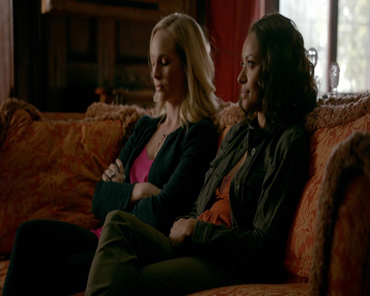 VampireDiaries-dot-nl_VampireDiaries-8x03YouDecidedThatIWasWorthSaving0967.jpg
