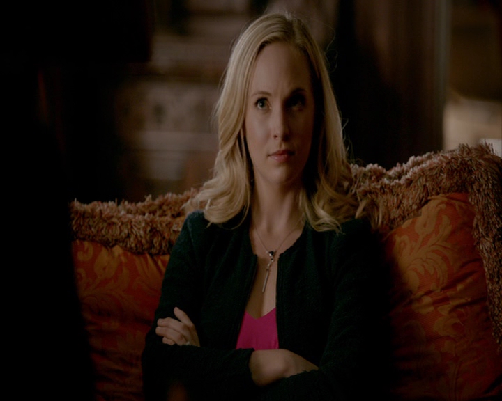 VampireDiaries-dot-nl_VampireDiaries-8x03YouDecidedThatIWasWorthSaving0975.jpg