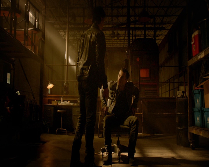 VampireDiaries-dot-nl_VampireDiaries-8x03YouDecidedThatIWasWorthSaving1016.jpg