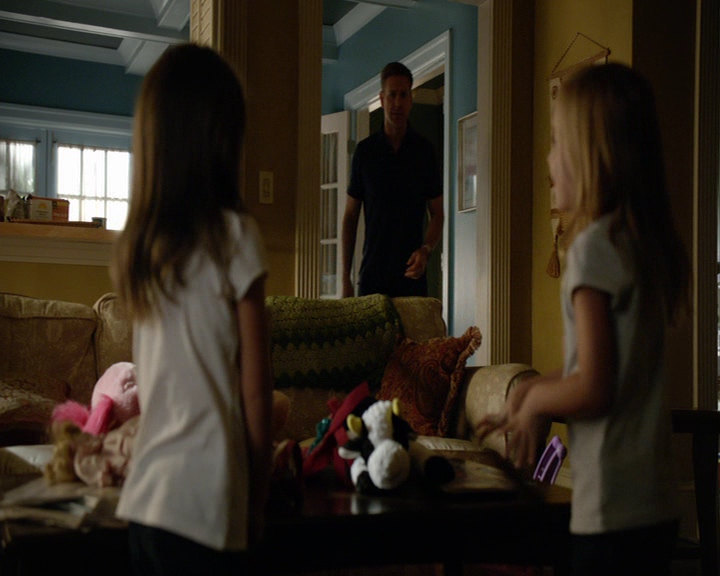 VampireDiaries-dot-nl_VampireDiaries-8x03YouDecidedThatIWasWorthSaving1038.jpg