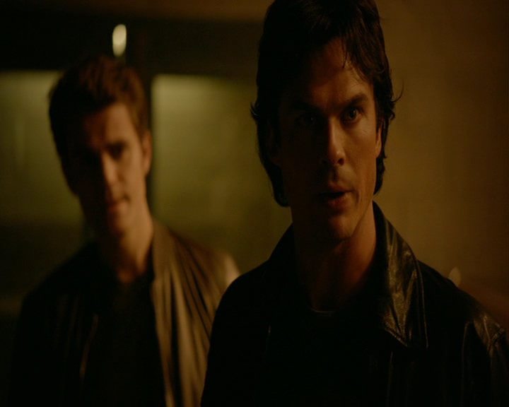 VampireDiaries-dot-nl_VampireDiaries-8x03YouDecidedThatIWasWorthSaving1130.jpg