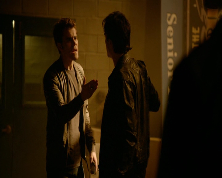 VampireDiaries-dot-nl_VampireDiaries-8x03YouDecidedThatIWasWorthSaving1142.jpg