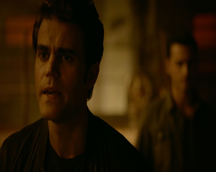 VampireDiaries-dot-nl_VampireDiaries-8x03YouDecidedThatIWasWorthSaving1155.jpg