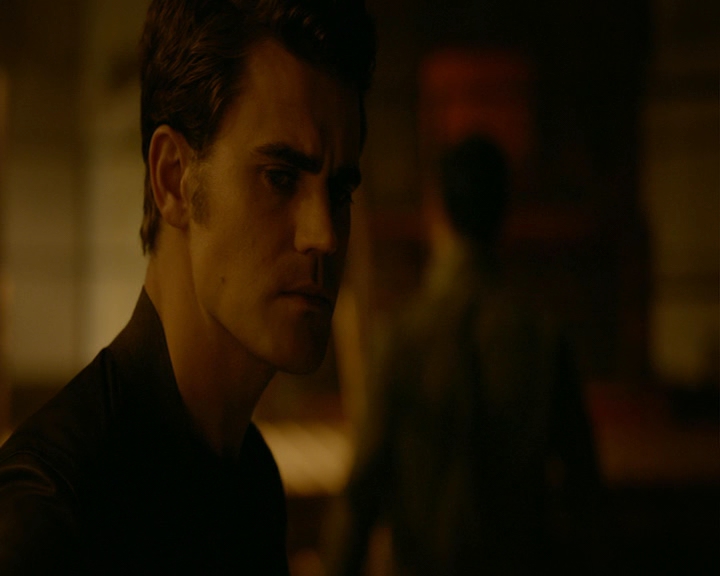 VampireDiaries-dot-nl_VampireDiaries-8x03YouDecidedThatIWasWorthSaving1169.jpg