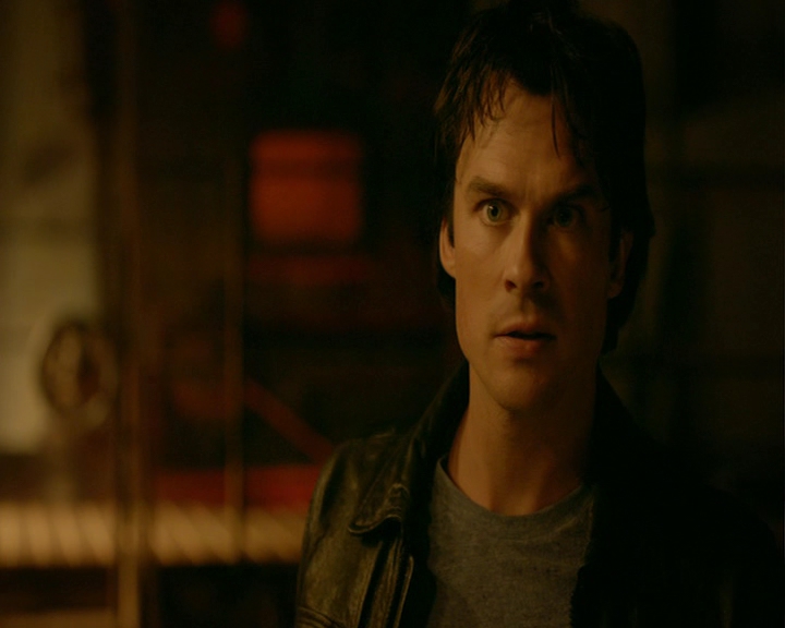 VampireDiaries-dot-nl_VampireDiaries-8x03YouDecidedThatIWasWorthSaving1347.jpg