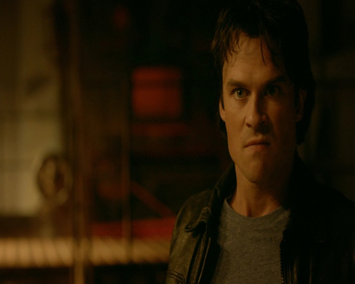 VampireDiaries-dot-nl_VampireDiaries-8x03YouDecidedThatIWasWorthSaving1348.jpg