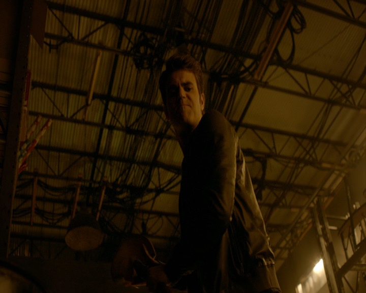 VampireDiaries-dot-nl_VampireDiaries-8x03YouDecidedThatIWasWorthSaving1473.jpg