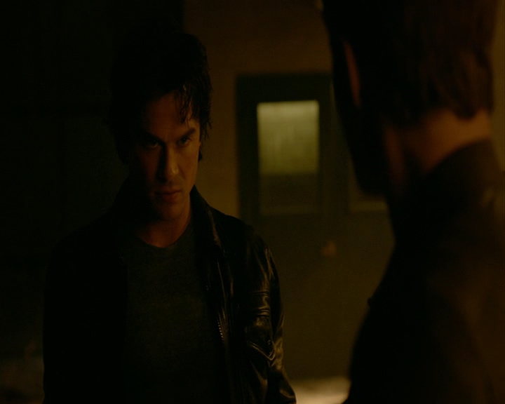 VampireDiaries-dot-nl_VampireDiaries-8x03YouDecidedThatIWasWorthSaving1482.jpg