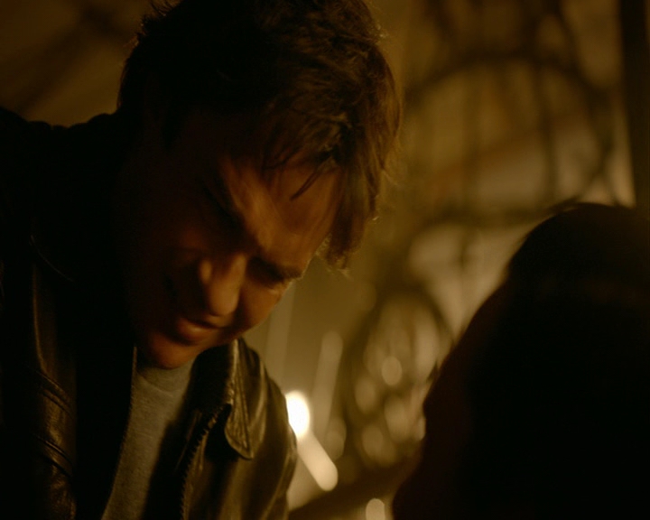 VampireDiaries-dot-nl_VampireDiaries-8x03YouDecidedThatIWasWorthSaving1501.jpg