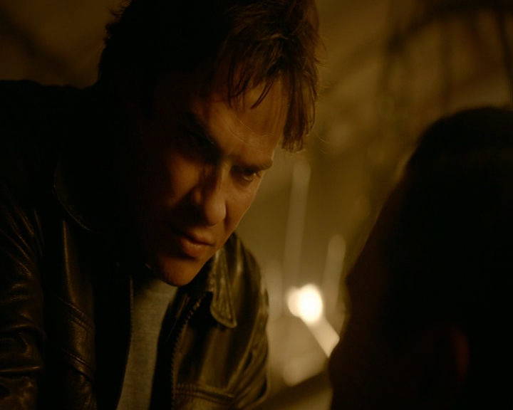 VampireDiaries-dot-nl_VampireDiaries-8x03YouDecidedThatIWasWorthSaving1512.jpg