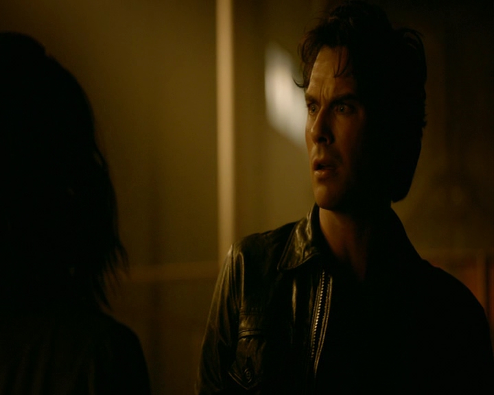 VampireDiaries-dot-nl_VampireDiaries-8x03YouDecidedThatIWasWorthSaving1572.jpg