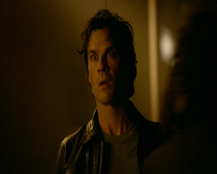 VampireDiaries-dot-nl_VampireDiaries-8x03YouDecidedThatIWasWorthSaving1595.jpg