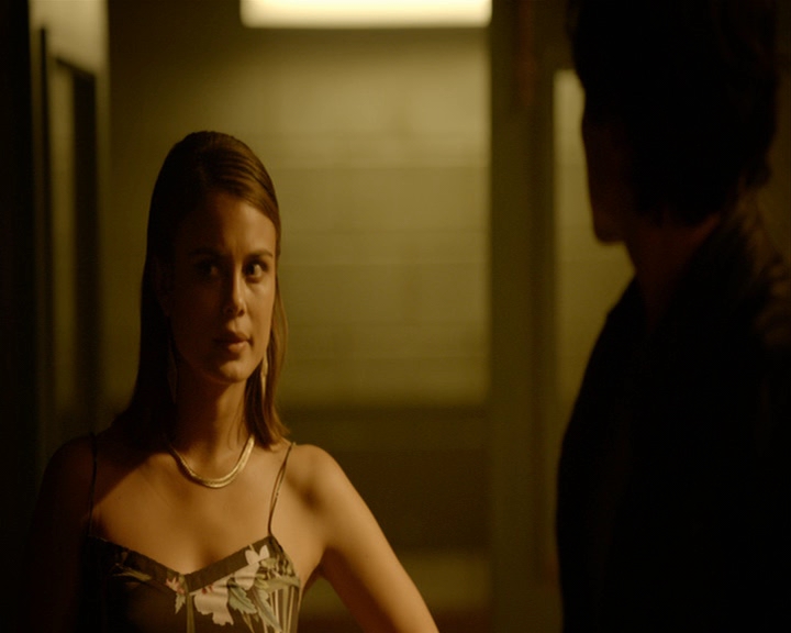 VampireDiaries-dot-nl_VampireDiaries-8x03YouDecidedThatIWasWorthSaving1604.jpg