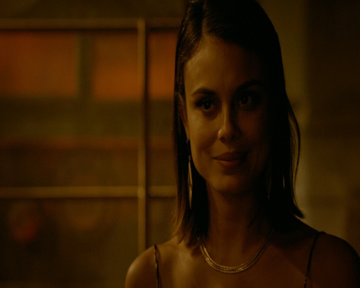 VampireDiaries-dot-nl_VampireDiaries-8x03YouDecidedThatIWasWorthSaving1781.jpg