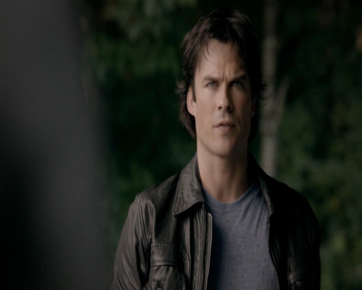 VampireDiaries-dot-nl_VampireDiaries-8x03YouDecidedThatIWasWorthSaving1847.jpg