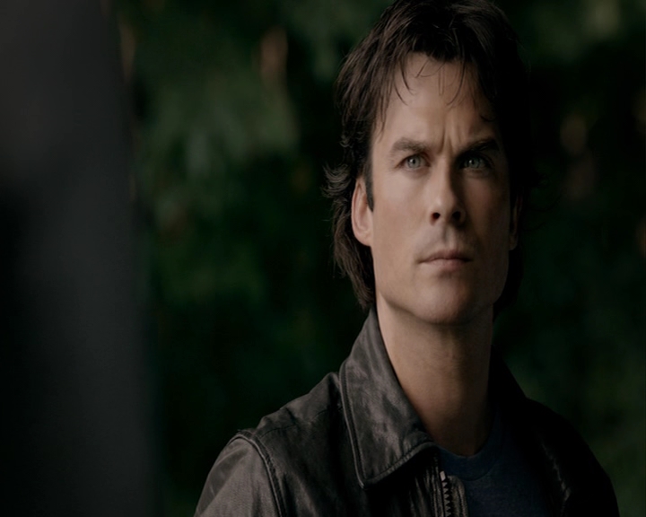 VampireDiaries-dot-nl_VampireDiaries-8x03YouDecidedThatIWasWorthSaving1855.jpg