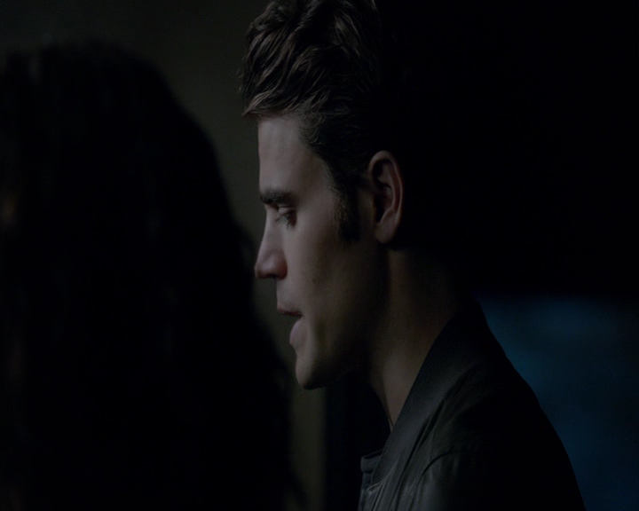 VampireDiaries-dot-nl_VampireDiaries-8x03YouDecidedThatIWasWorthSaving1879.jpg