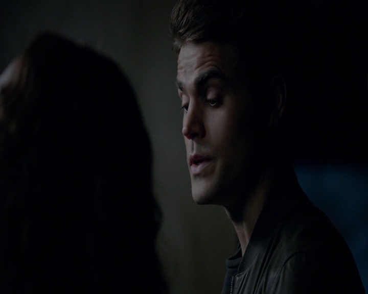 VampireDiaries-dot-nl_VampireDiaries-8x03YouDecidedThatIWasWorthSaving1884.jpg