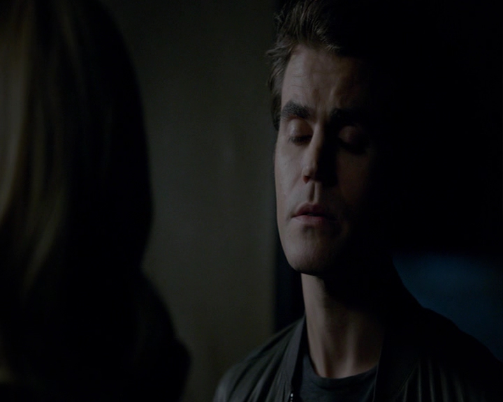 VampireDiaries-dot-nl_VampireDiaries-8x03YouDecidedThatIWasWorthSaving1931.jpg