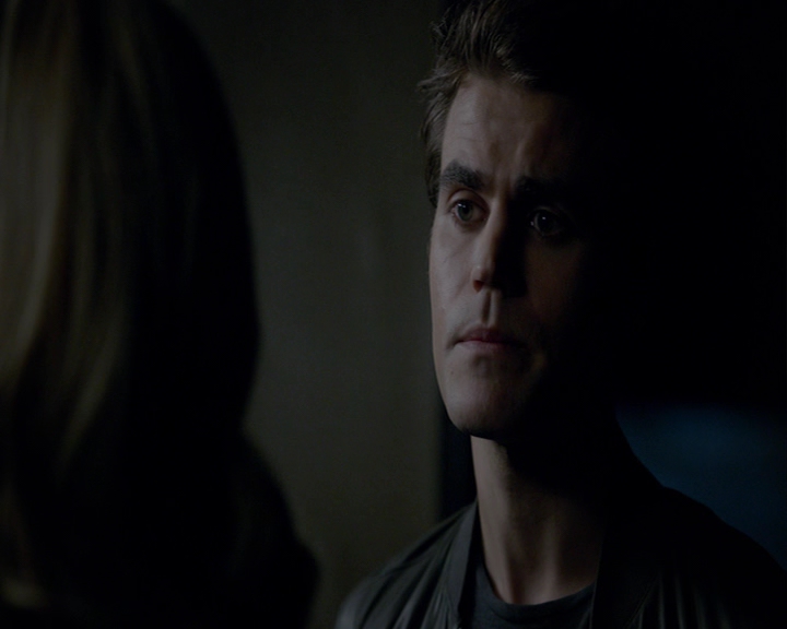 VampireDiaries-dot-nl_VampireDiaries-8x03YouDecidedThatIWasWorthSaving1933.jpg