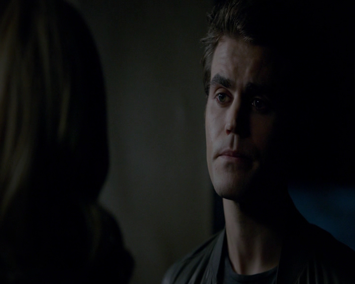 VampireDiaries-dot-nl_VampireDiaries-8x03YouDecidedThatIWasWorthSaving1936.jpg