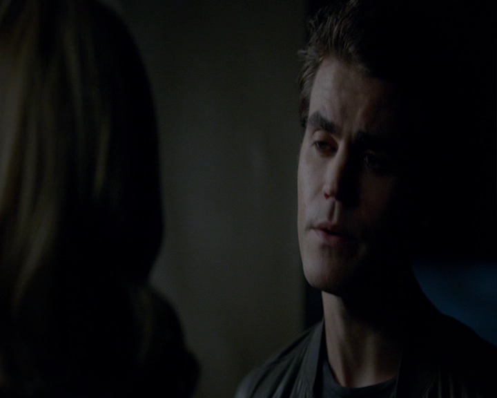 VampireDiaries-dot-nl_VampireDiaries-8x03YouDecidedThatIWasWorthSaving1937.jpg