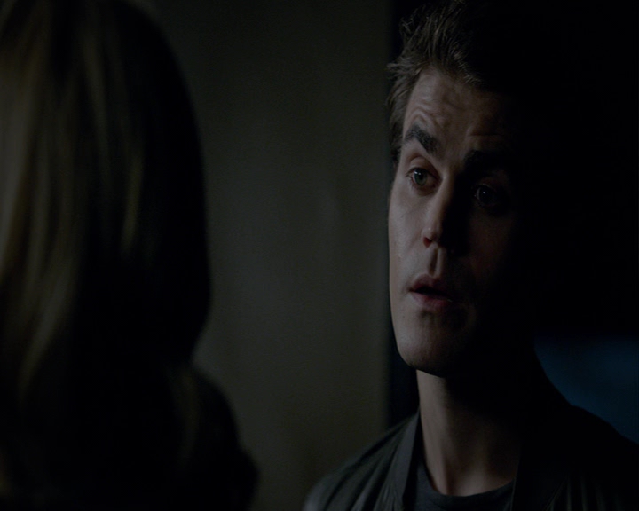 VampireDiaries-dot-nl_VampireDiaries-8x03YouDecidedThatIWasWorthSaving1938.jpg