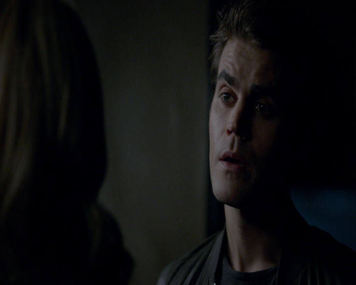 VampireDiaries-dot-nl_VampireDiaries-8x03YouDecidedThatIWasWorthSaving1939.jpg