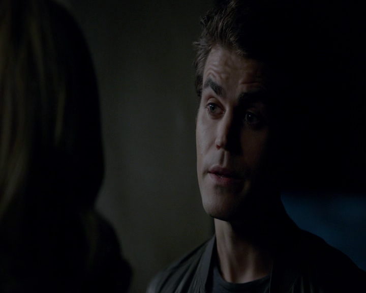 VampireDiaries-dot-nl_VampireDiaries-8x03YouDecidedThatIWasWorthSaving1940.jpg