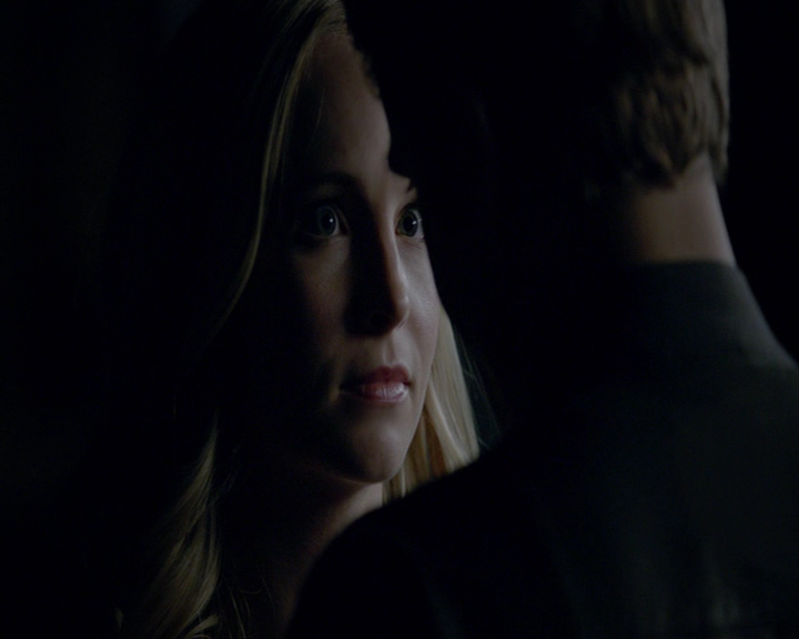 VampireDiaries-dot-nl_VampireDiaries-8x03YouDecidedThatIWasWorthSaving1950.jpg