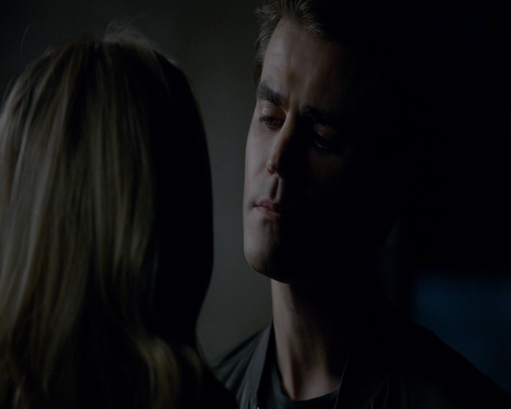 VampireDiaries-dot-nl_VampireDiaries-8x03YouDecidedThatIWasWorthSaving1955.jpg