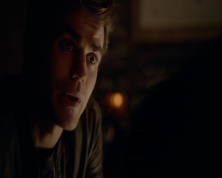 VampireDiaries-dot-nl_VampireDiaries-8x03YouDecidedThatIWasWorthSaving2012.jpg