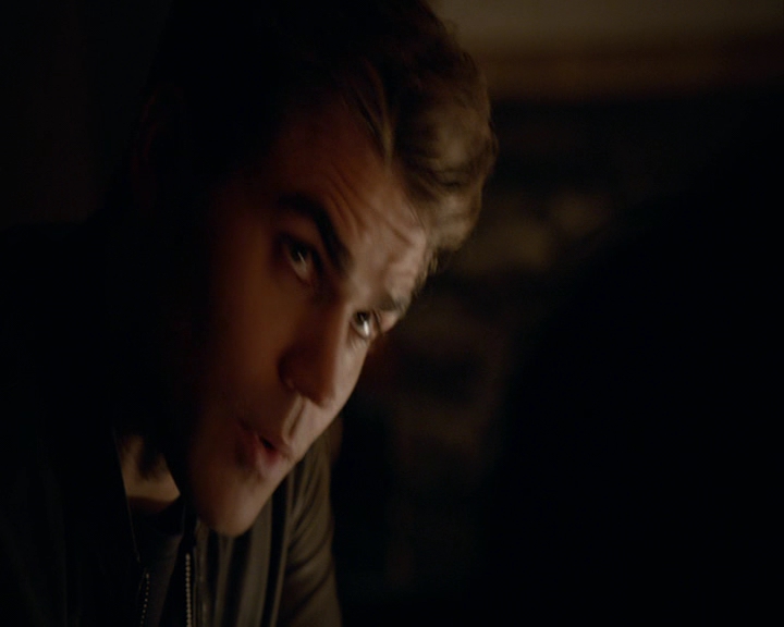 VampireDiaries-dot-nl_VampireDiaries-8x03YouDecidedThatIWasWorthSaving2047.jpg