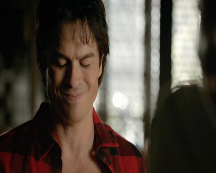 VampireDiaries-dot-nl_VampireDiaries-8x03YouDecidedThatIWasWorthSaving2132.jpg