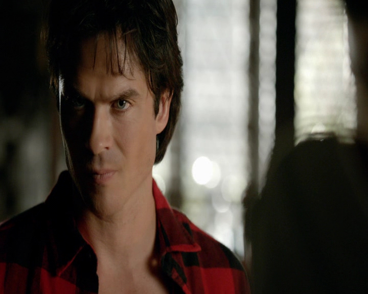 VampireDiaries-dot-nl_VampireDiaries-8x03YouDecidedThatIWasWorthSaving2134.jpg