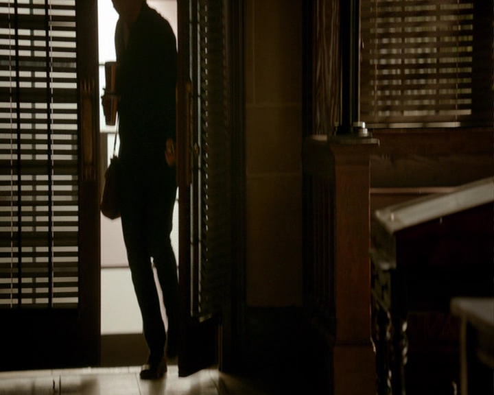 VampireDiaries-dot-nl_VampireDiaries-8x04AnEternityOfMisery0198.jpg