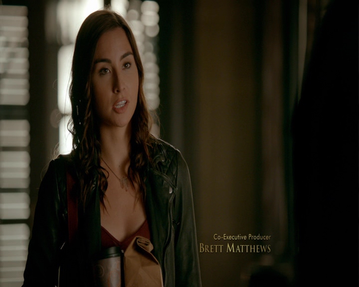 VampireDiaries-dot-nl_VampireDiaries-8x04AnEternityOfMisery0236.jpg