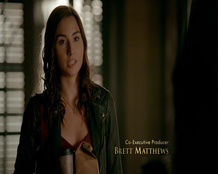 VampireDiaries-dot-nl_VampireDiaries-8x04AnEternityOfMisery0237.jpg