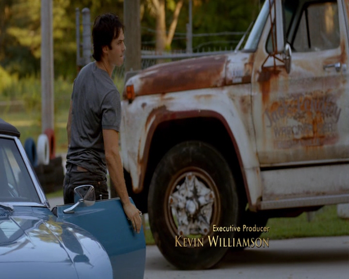 VampireDiaries-dot-nl_VampireDiaries-8x04AnEternityOfMisery0263.jpg