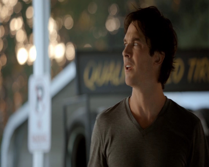 VampireDiaries-dot-nl_VampireDiaries-8x04AnEternityOfMisery0288.jpg