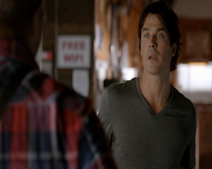 VampireDiaries-dot-nl_VampireDiaries-8x04AnEternityOfMisery0290.jpg