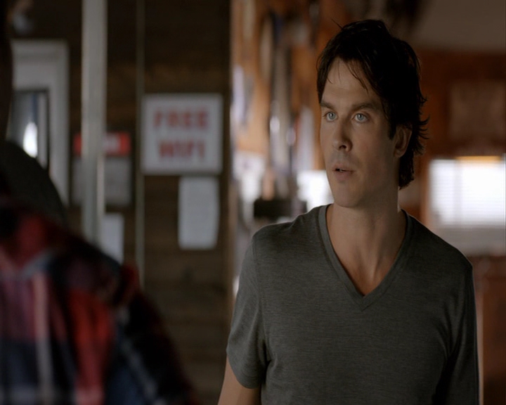 VampireDiaries-dot-nl_VampireDiaries-8x04AnEternityOfMisery0291.jpg