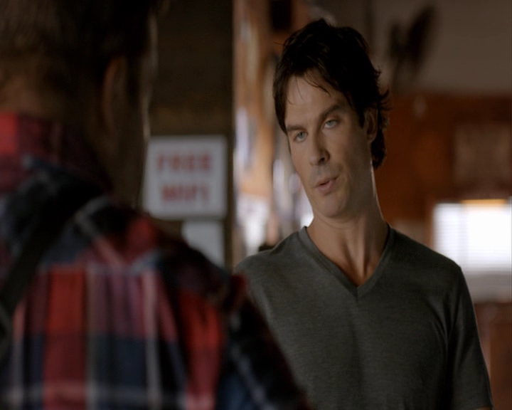 VampireDiaries-dot-nl_VampireDiaries-8x04AnEternityOfMisery0295.jpg