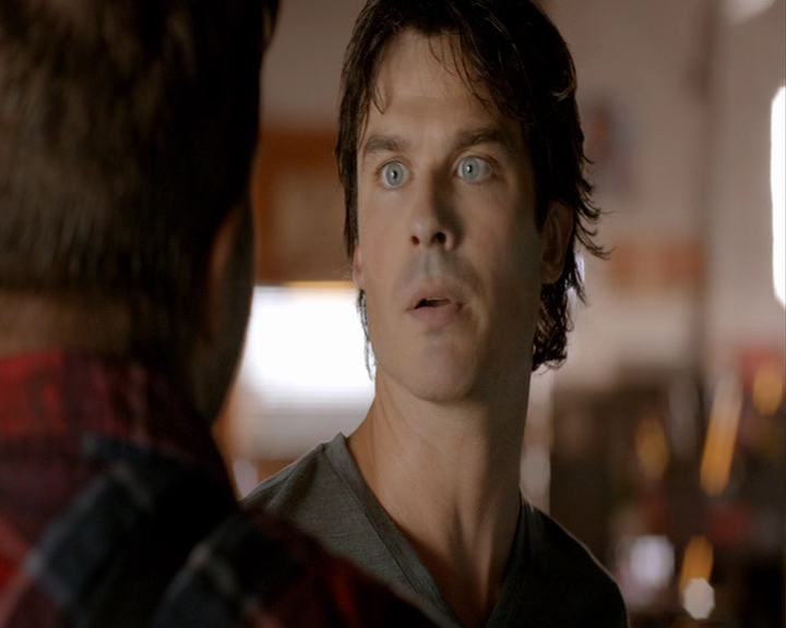 VampireDiaries-dot-nl_VampireDiaries-8x04AnEternityOfMisery0329.jpg