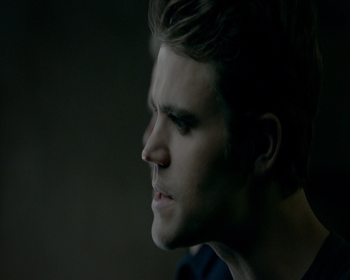 VampireDiaries-dot-nl_VampireDiaries-8x04AnEternityOfMisery0414.jpg