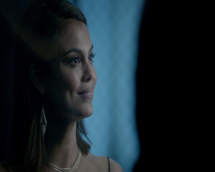 VampireDiaries-dot-nl_VampireDiaries-8x04AnEternityOfMisery0442.jpg