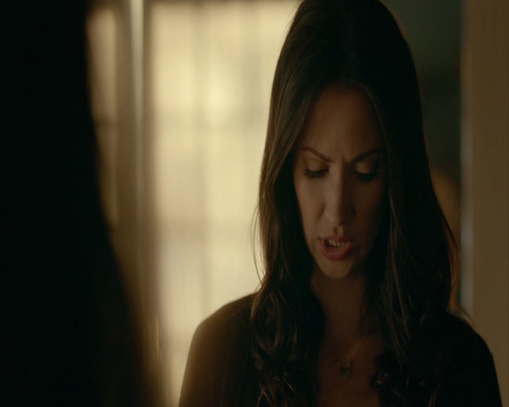 VampireDiaries-dot-nl_VampireDiaries-8x04AnEternityOfMisery0647.jpg