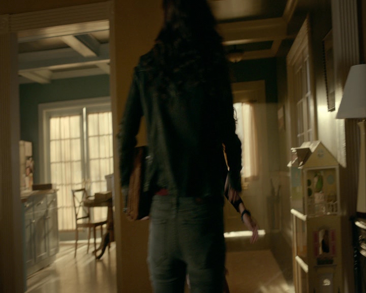 VampireDiaries-dot-nl_VampireDiaries-8x04AnEternityOfMisery0652.jpg