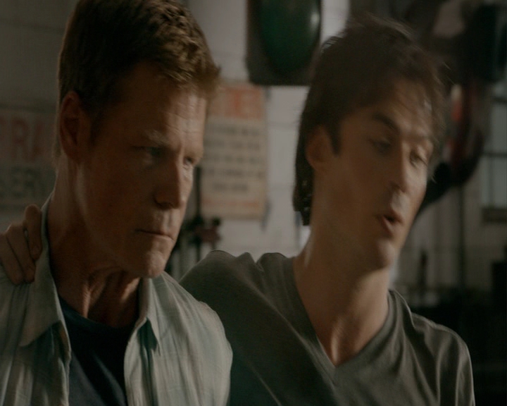 VampireDiaries-dot-nl_VampireDiaries-8x04AnEternityOfMisery0738.jpg