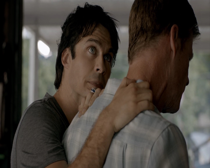 VampireDiaries-dot-nl_VampireDiaries-8x04AnEternityOfMisery0744.jpg